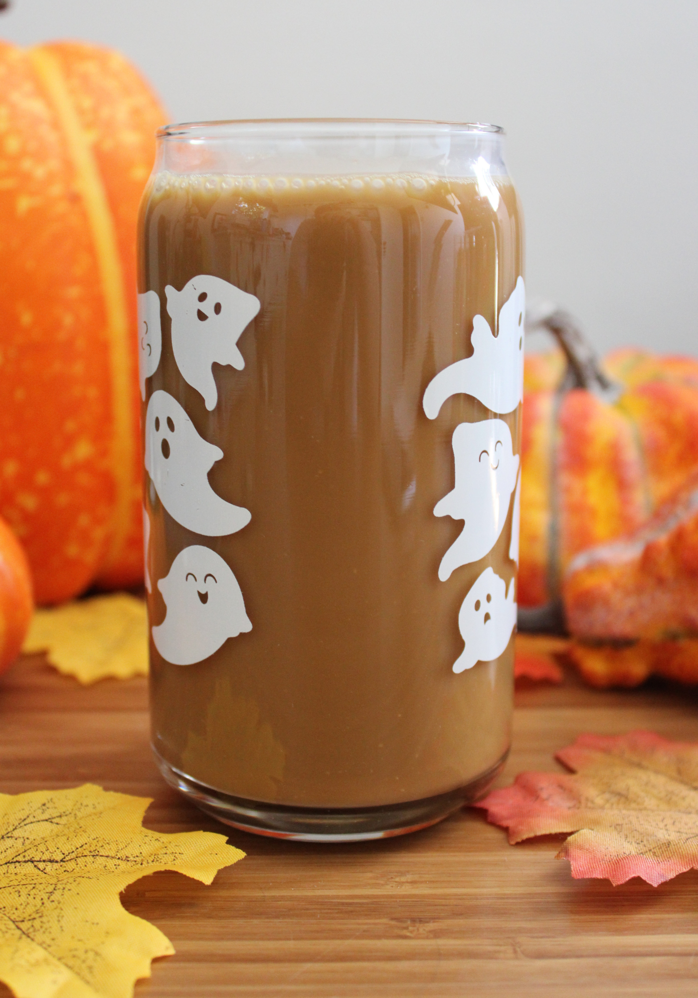 Gleeful Ghosts Glass Can