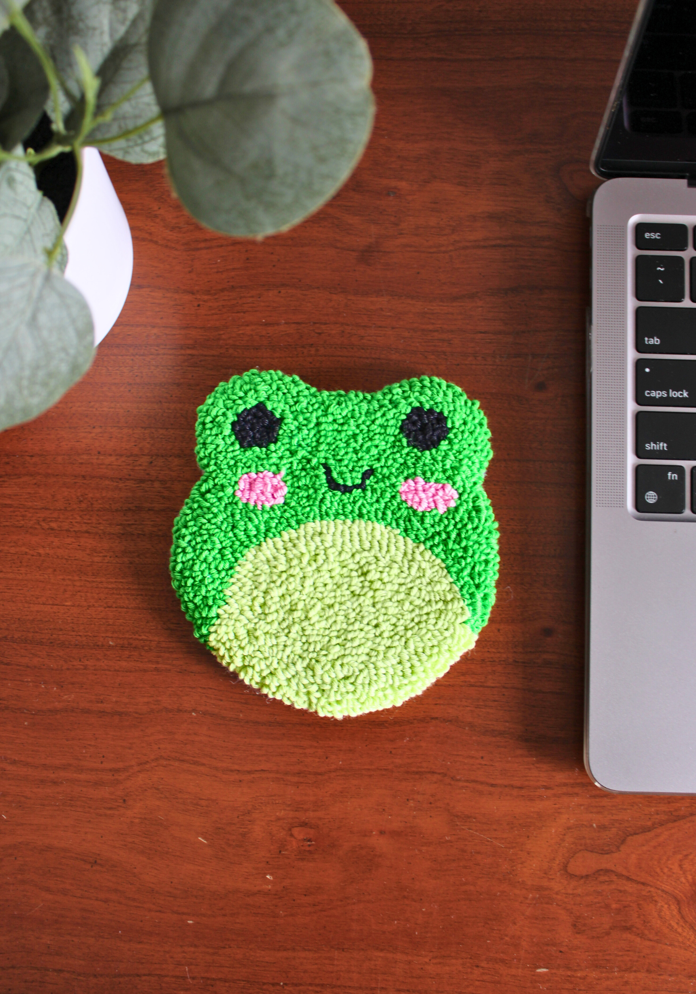 Froggy Mug Rug Punch Needle Kit