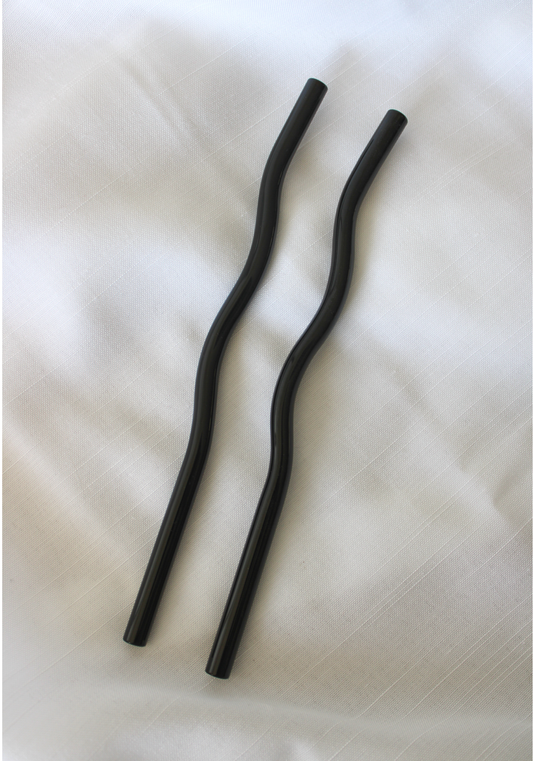Single Black Squiggle Reusable Glass Drinking Straw