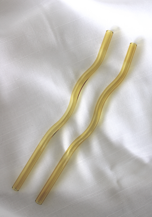 Single Light Yellow Squiggle Reusable Glass Drinking Straw