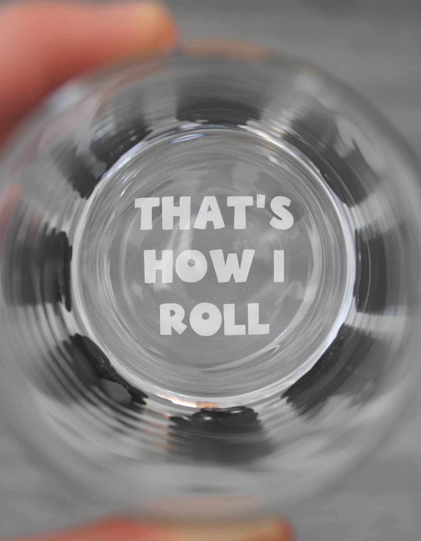 Rolling Panda Glass Can